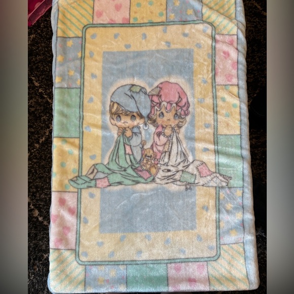 Vintage 2000 Y2K Precious Moments Plush Acrylic Throw Baby Crib Blanket pastel - Picture 1 of 9
